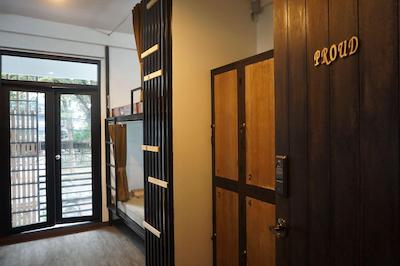 فیل گود بانکوک هاستل