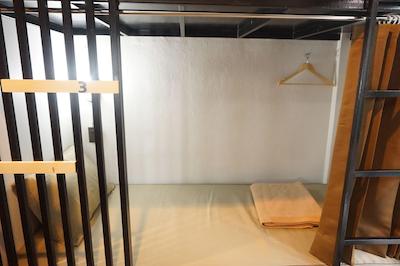 فیل گود بانکوک هاستل