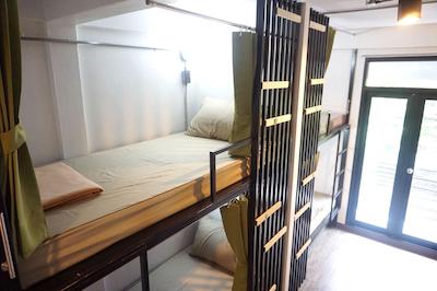 فیل گود بانکوک هاستل