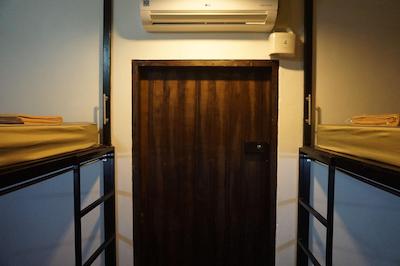 فیل گود بانکوک هاستل