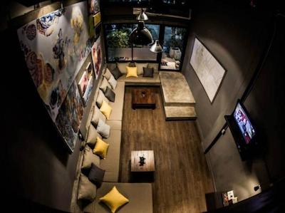 این ای باکس هاستل