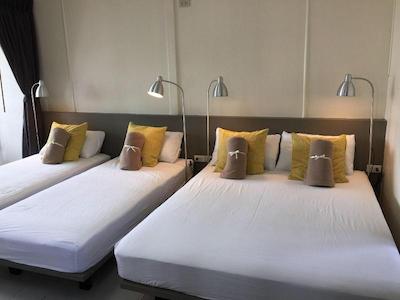 کلودی هاستل