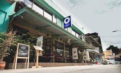 کانتینگ شیپ هاستل