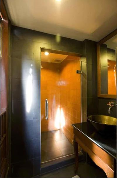 لمفو تری هاوس بوتیک هتل