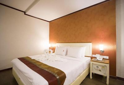 جی وای هتل لادپراو 35