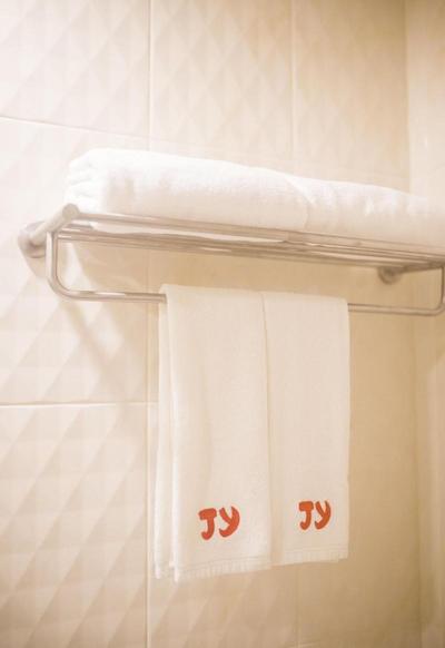 جی وای هتل لادپراو 35