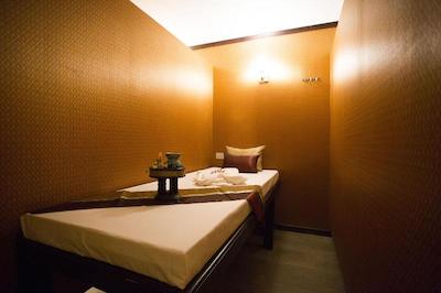 جی وای هتل لادپراو 35