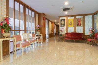 جی وای هتل لادپراو 35