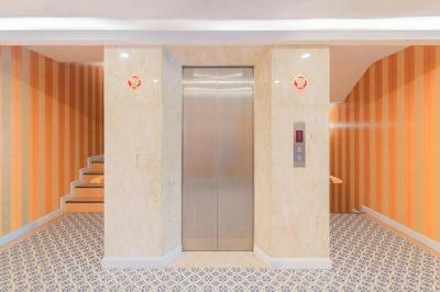 جی وای هتل لادپراو 35