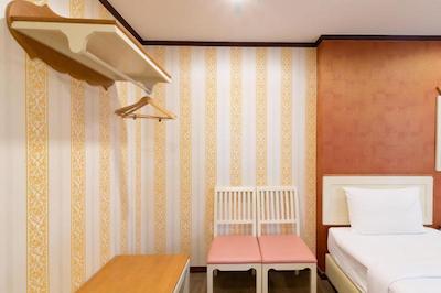 جی وای هتل لادپراو 35