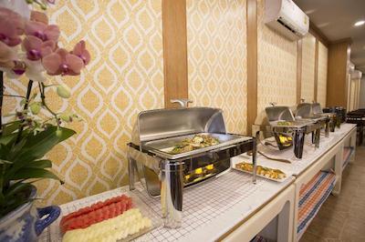 جی وای هتل لادپراو 35