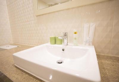 جی وای هتل لادپراو 35