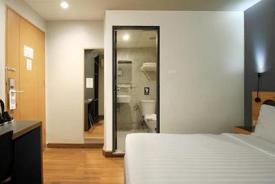 مای بد ستورن