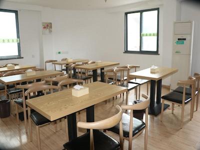 گرین تری الیانس شانگهای هونگ کیائو ریلوی استاتی