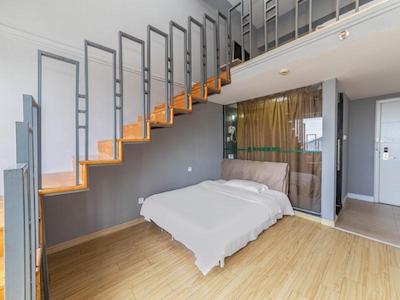 گرین تری الیانس شانگهای هونگ کیائو ریلوی استاتی