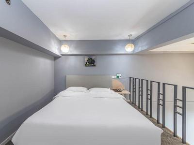 گرین تری الیانس شانگهای هونگ کیائو ریلوی استاتی