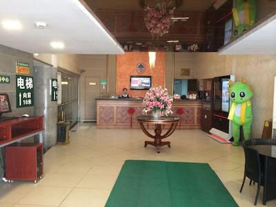 گرین تری الیانس شانگهای هونگ کیائو ریلوی استاتی