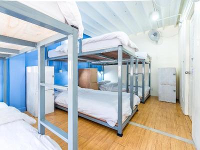 فان ون هاستل بانکوک