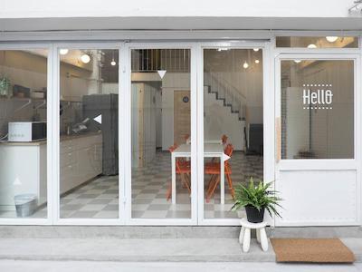 هاستل مووی لاج