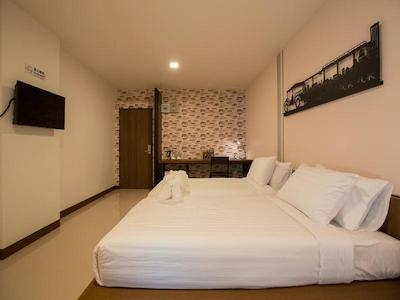 آچپتر هتل سوارنابومی