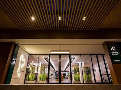 آچپتر هتل سوارنابومی