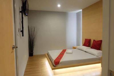 لاو باکس ریسورت