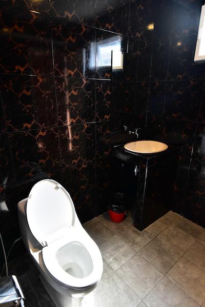 لاو باکس ریسورت