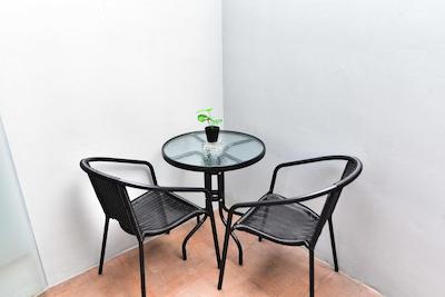 لاو باکس ریسورت