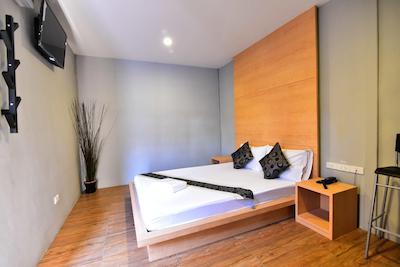 لاو باکس ریسورت