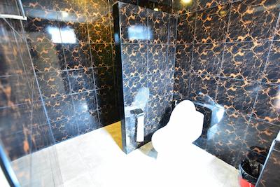 لاو باکس ریسورت