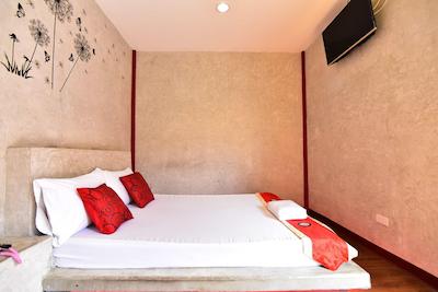 لاو باکس ریسورت