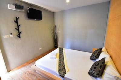 لاو باکس ریسورت