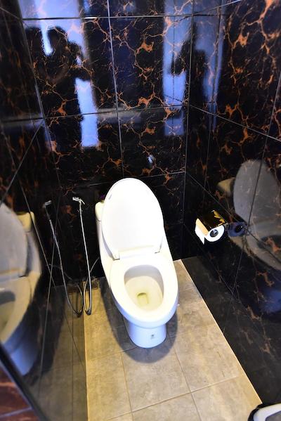 لاو باکس ریسورت