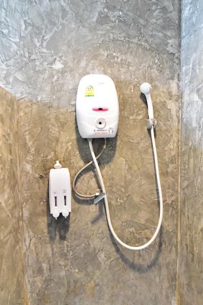 لاو باکس ریسورت