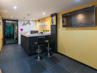 مچباکس بانکوک هاستل