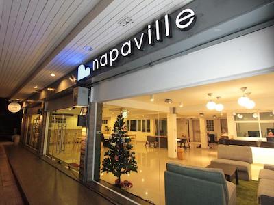 ناپاویلیج هوئای کووانگ