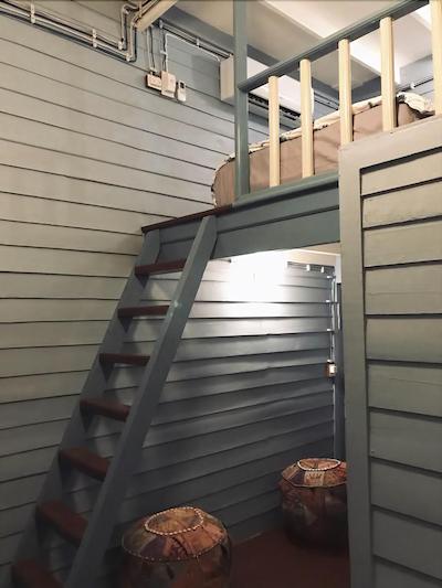 الهونگ یائووارات هاستل