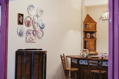 الهونگ یائووارات هاستل