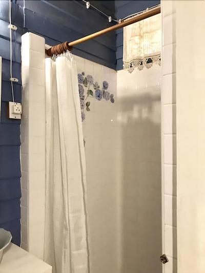 الهونگ یائووارات هاستل