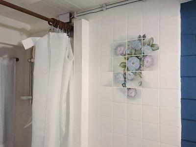 الهونگ یائووارات هاستل