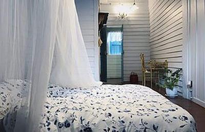 الهونگ یائووارات هاستل