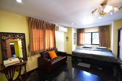 منگوستین بانکوک سوکهمویت