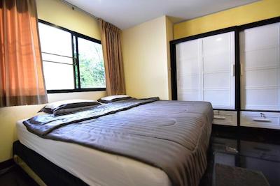 منگوستین بانکوک سوکهمویت