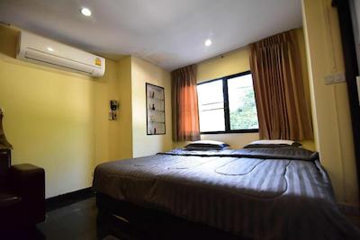 منگوستین بانکوک سوکهمویت