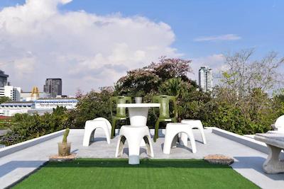 منگوستین بانکوک سوکهمویت