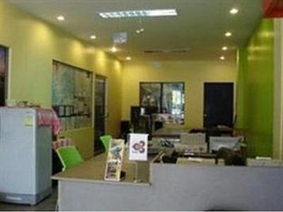 مون هاوس هاستل