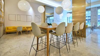 جی هتل شانگهای لوجیازویی پودان گ نان رود