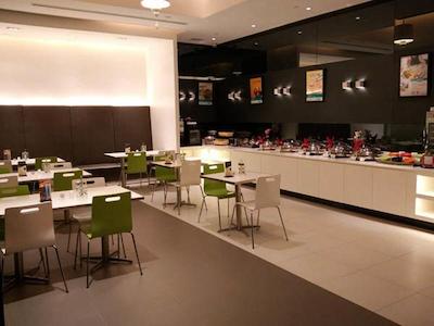 جینجیانگ این شانگهای بائوشان گونگفو نیو ویلیج اچ