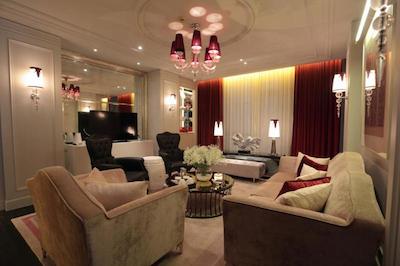 متروپولو کلاسیک هانگهای آف بوند