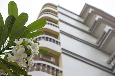 جی آر منشن آن نات 25